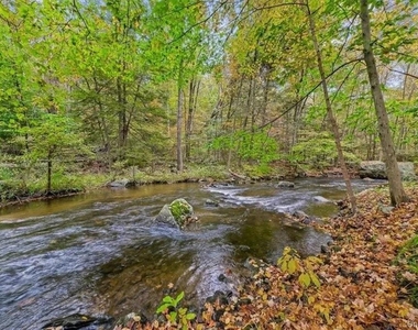 52 Cascade Road - Photo Thumbnail 27
