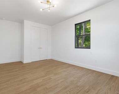 548 Lakes Road - Photo Thumbnail 35