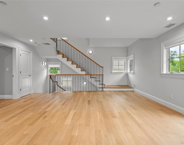 51 Wendt Avenue - Photo Thumbnail 11