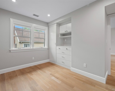 51 Wendt Avenue - Photo Thumbnail 3