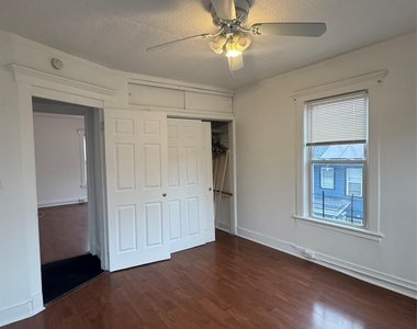 525 E 5th Street - Photo Thumbnail 4
