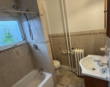 525 E 5th Street - Photo Thumbnail 2