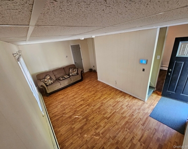 3 White Street - Photo Thumbnail 4