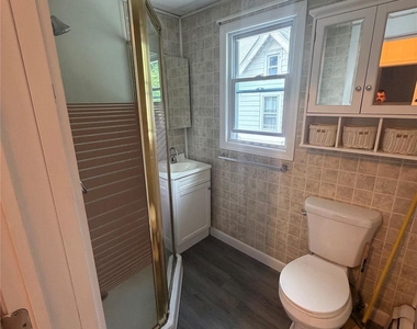 3 White Street - Photo Thumbnail 19