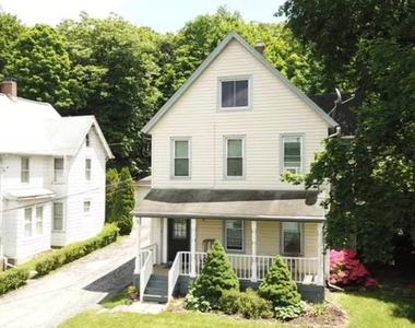 3 White Street - Photo Thumbnail 1