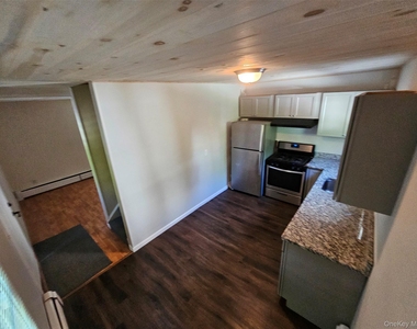 3 White Street - Photo Thumbnail 8