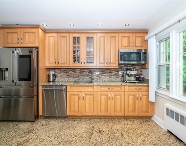 18 Carlyle Place - Photo Thumbnail 6
