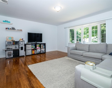 18 Carlyle Place - Photo Thumbnail 4