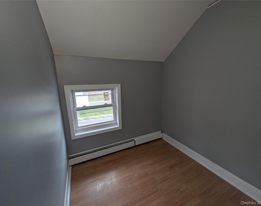 10 Norris Street - Photo Thumbnail 13