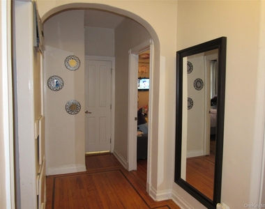 83-19 116th Street - Photo Thumbnail 2