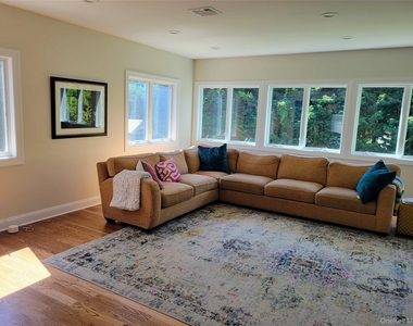 650 Prescott Place - Photo Thumbnail 4