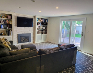 650 Prescott Place - Photo Thumbnail 10