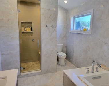650 Prescott Place - Photo Thumbnail 16