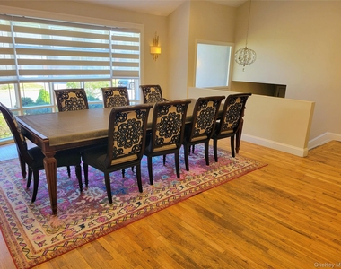 650 Prescott Place - Photo Thumbnail 2