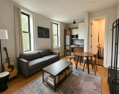 481 Evergreen Avenue - Photo Thumbnail 1