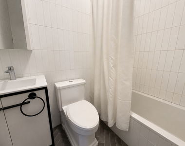 481 Evergreen Avenue - Photo Thumbnail 6