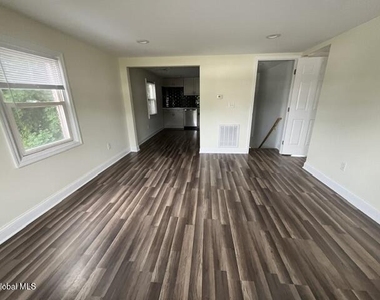 4 Katherine Road - Photo Thumbnail 16