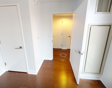 West 113th Street - Photo Thumbnail 4