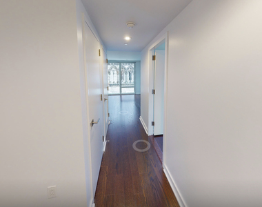 West 113th Street - Photo Thumbnail 7