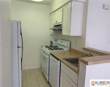 46 Lear Court - Photo Thumbnail 4