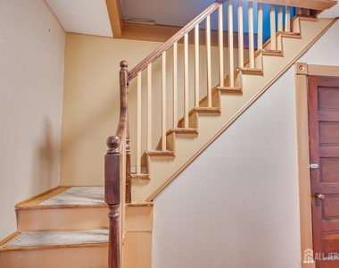 10 Jeff Street - Photo Thumbnail 21