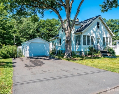 10 Jeff Street - Photo Thumbnail 1
