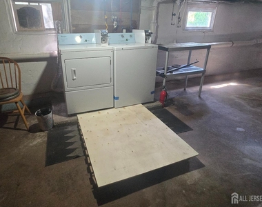108 Bell Avenue - Photo Thumbnail 14