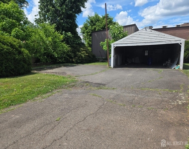 108 Bell Avenue - Photo Thumbnail 18
