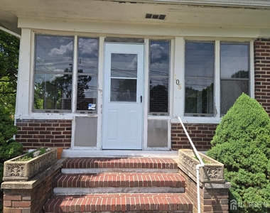 108 Bell Avenue - Photo Thumbnail 1