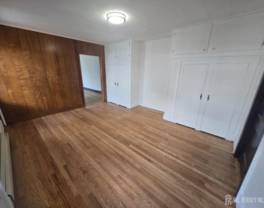 108 Bell Avenue - Photo Thumbnail 7