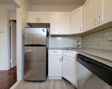 25-21 31st Avenue - Photo Thumbnail 1