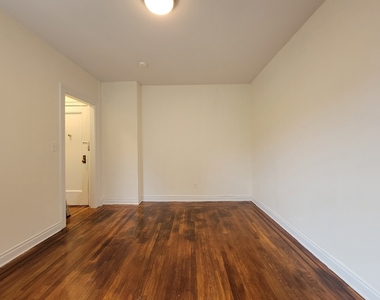 25-21 31st Avenue - Photo Thumbnail 5