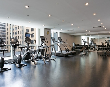 325 Lexington Avenue - Photo Thumbnail 7