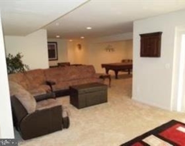 9804 Autumn Path Court - Photo Thumbnail 10