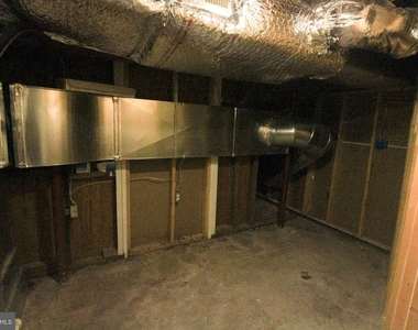 11 Hickory Lane - Photo Thumbnail 7