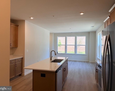 2548 Neabsco Common Place - Photo Thumbnail 10
