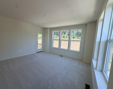 2548 Neabsco Common Place - Photo Thumbnail 31