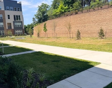 2548 Neabsco Common Place - Photo Thumbnail 1