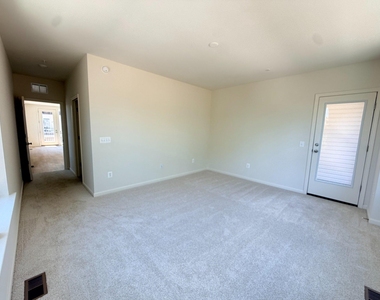 2548 Neabsco Common Place - Photo Thumbnail 35