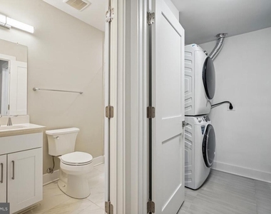 1553 Rivertown Place - Photo Thumbnail 16
