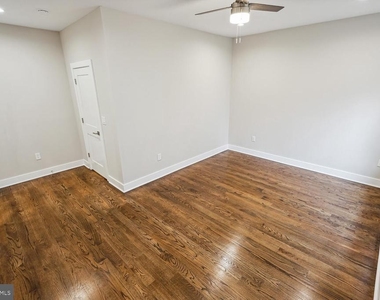 1553 Rivertown Place - Photo Thumbnail 10