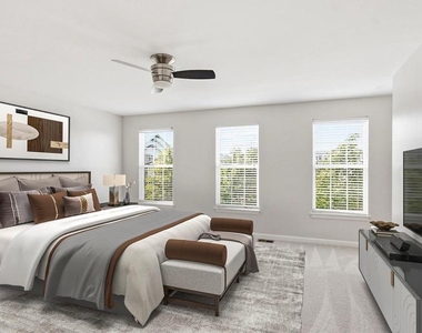 15360 Kensington Park Drive - Photo Thumbnail 7