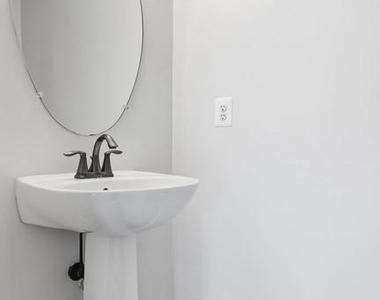 15360 Kensington Park Drive - Photo Thumbnail 21
