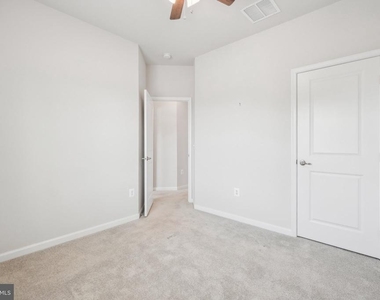 4502 Dale Creek Way - Photo Thumbnail 25