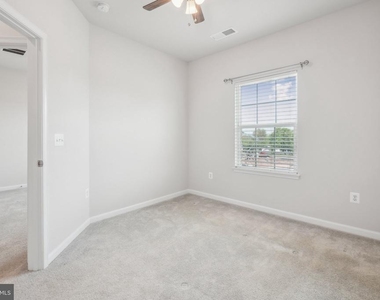 4502 Dale Creek Way - Photo Thumbnail 29