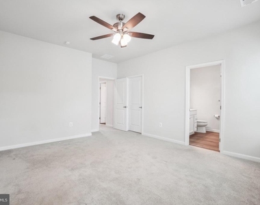 4502 Dale Creek Way - Photo Thumbnail 20