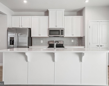 4502 Dale Creek Way - Photo Thumbnail 12