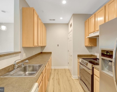 42421 Rockrose Square - Photo Thumbnail 5
