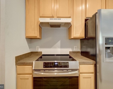 42421 Rockrose Square - Photo Thumbnail 9