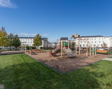 42421 Rockrose Square - Photo Thumbnail 40